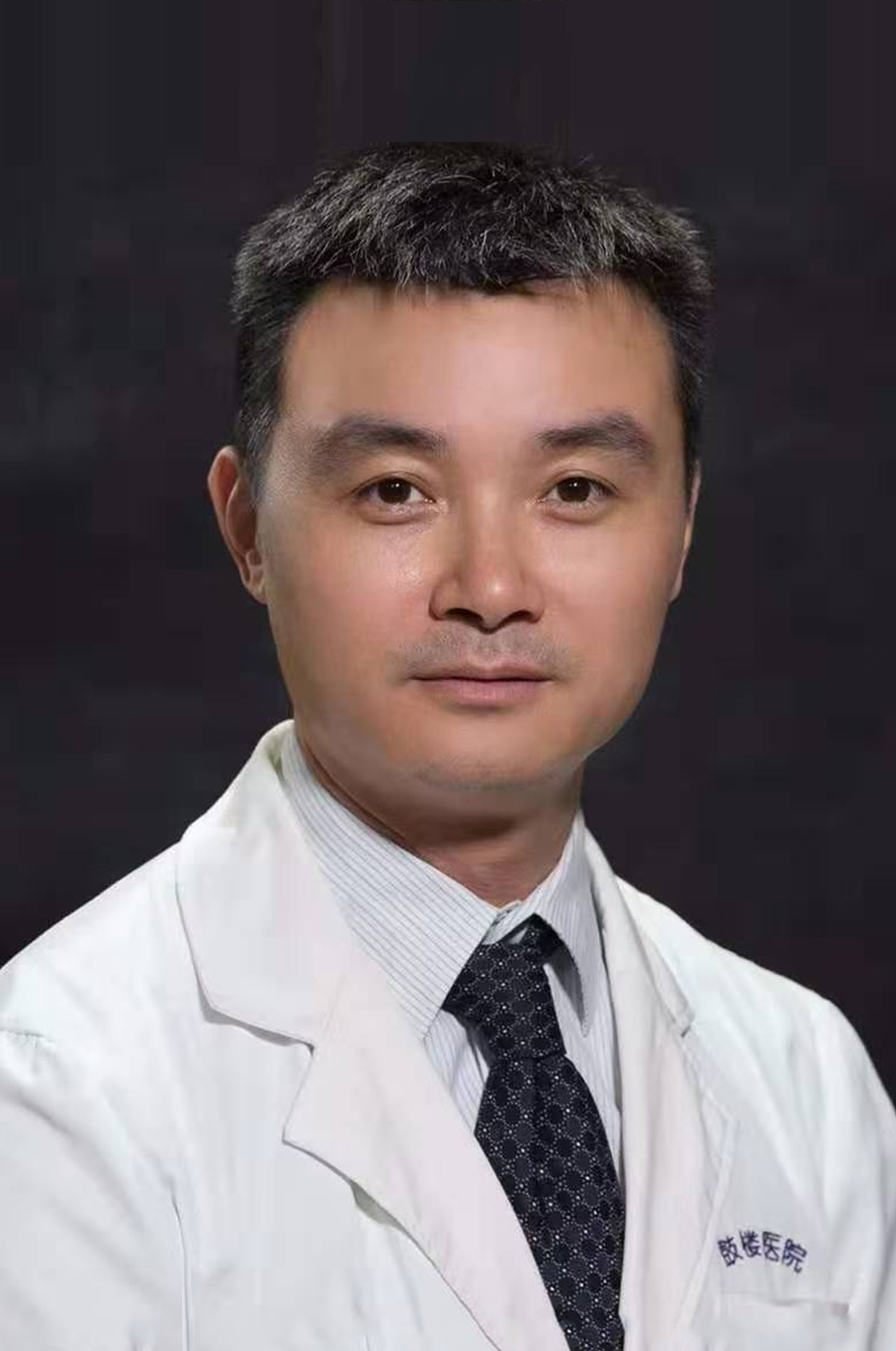 羅云